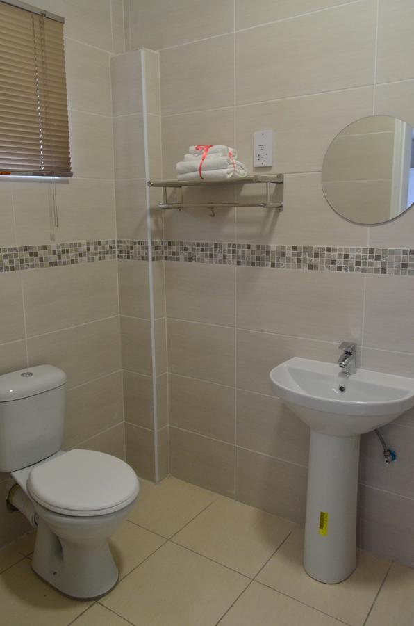 Cosy Palms Bed & Breakfast Gaborone Exterior photo