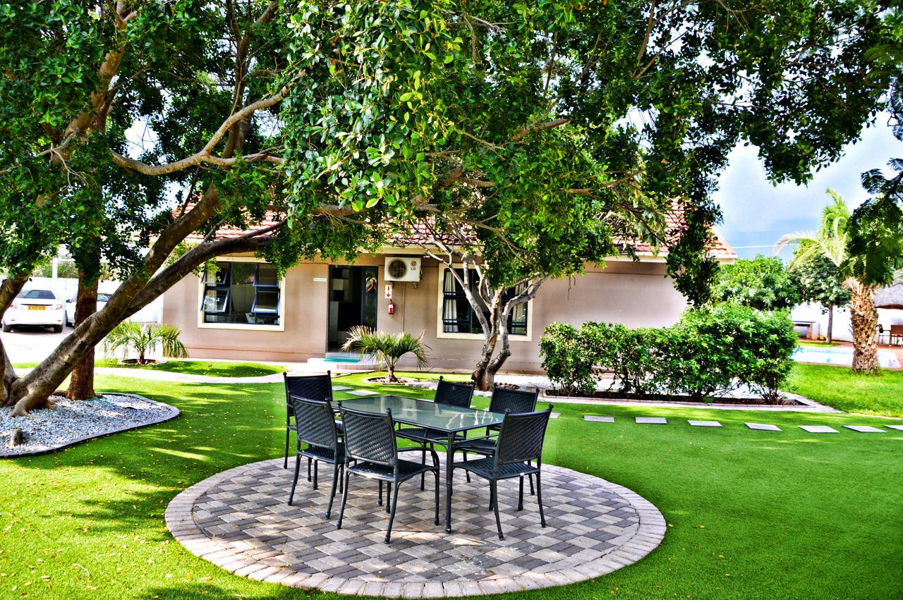 Cosy Palms Bed & Breakfast Gaborone Exterior photo