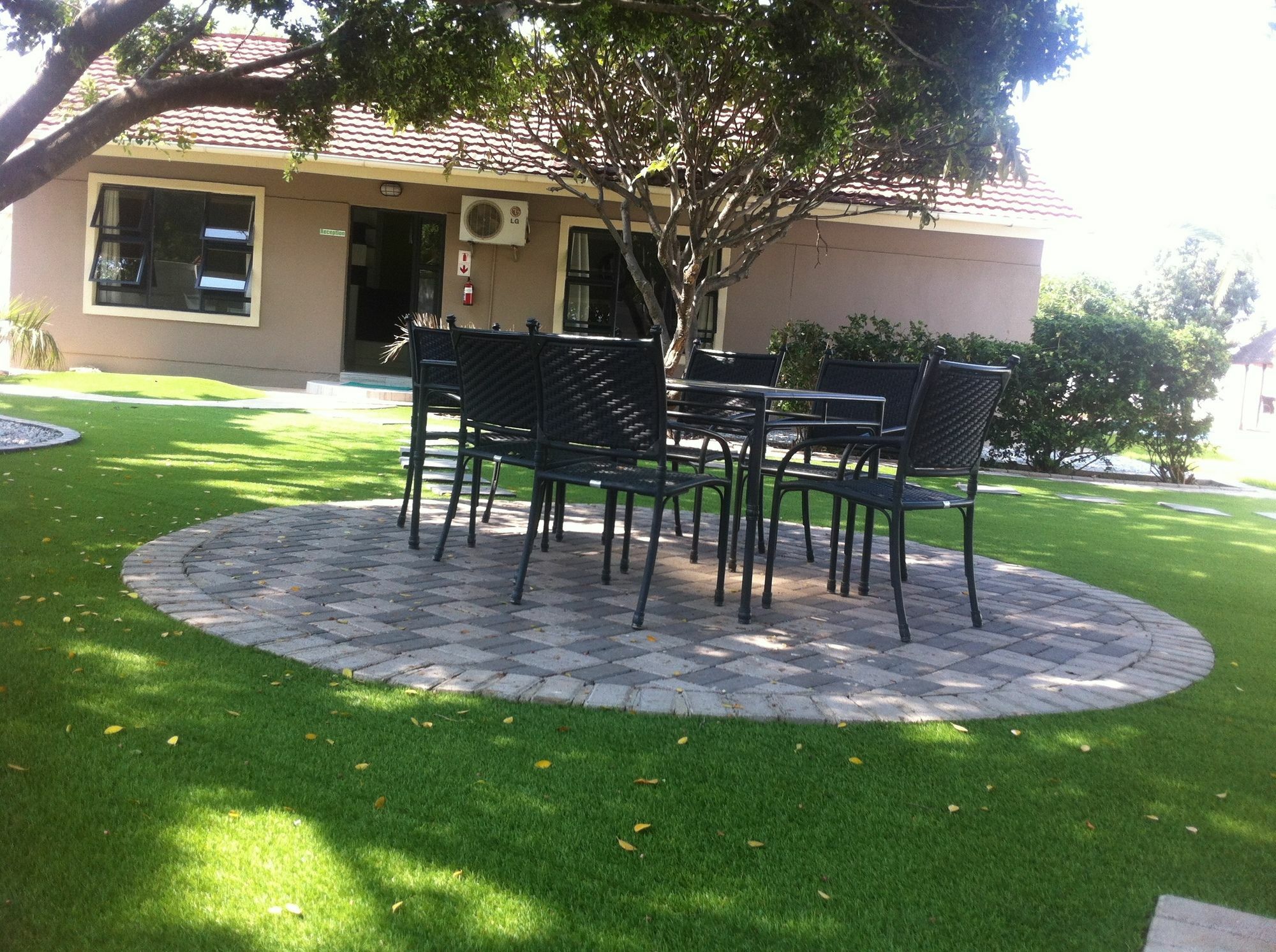 Cosy Palms Bed & Breakfast Gaborone Exterior photo