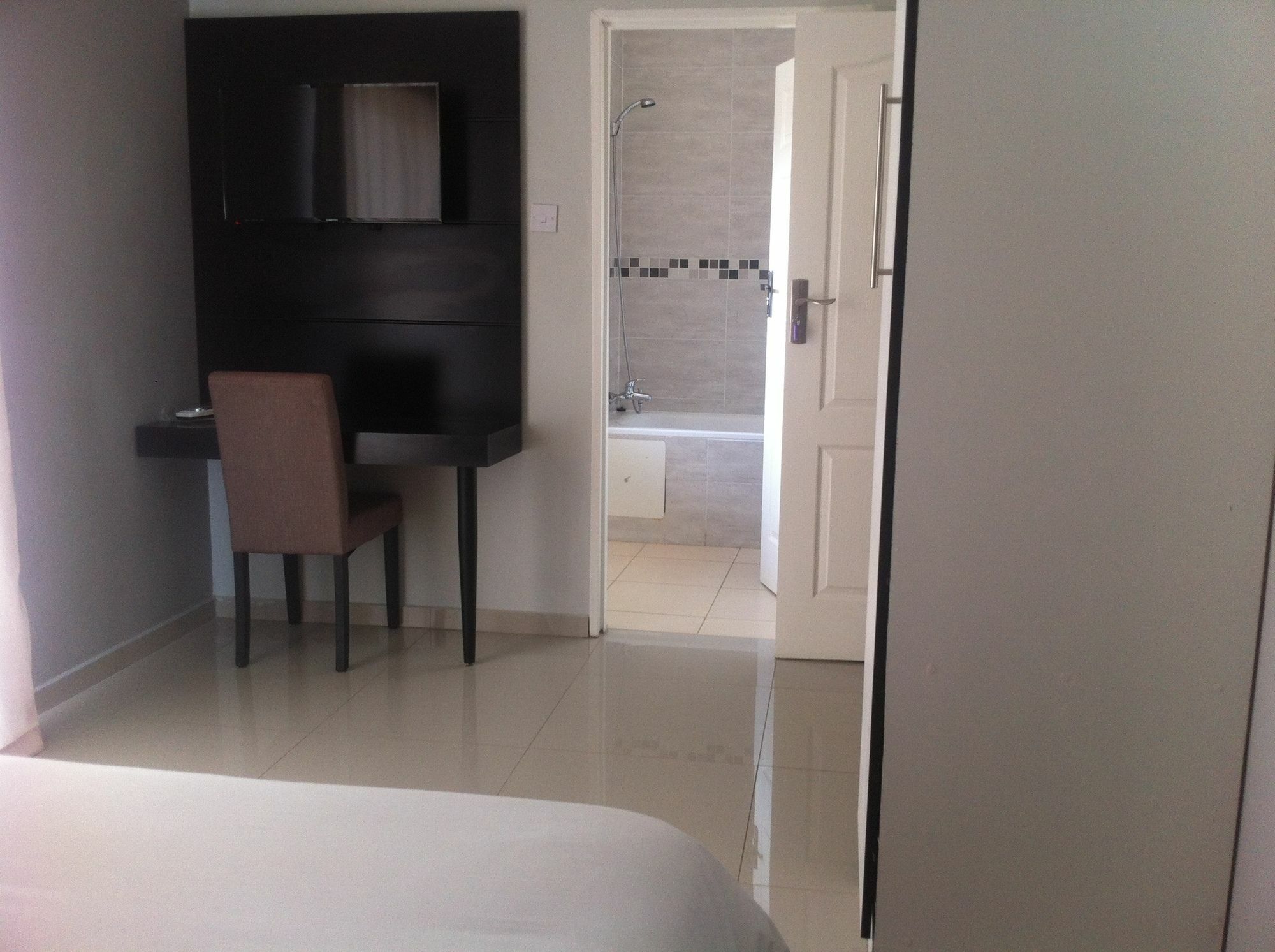 Cosy Palms Bed & Breakfast Gaborone Exterior photo